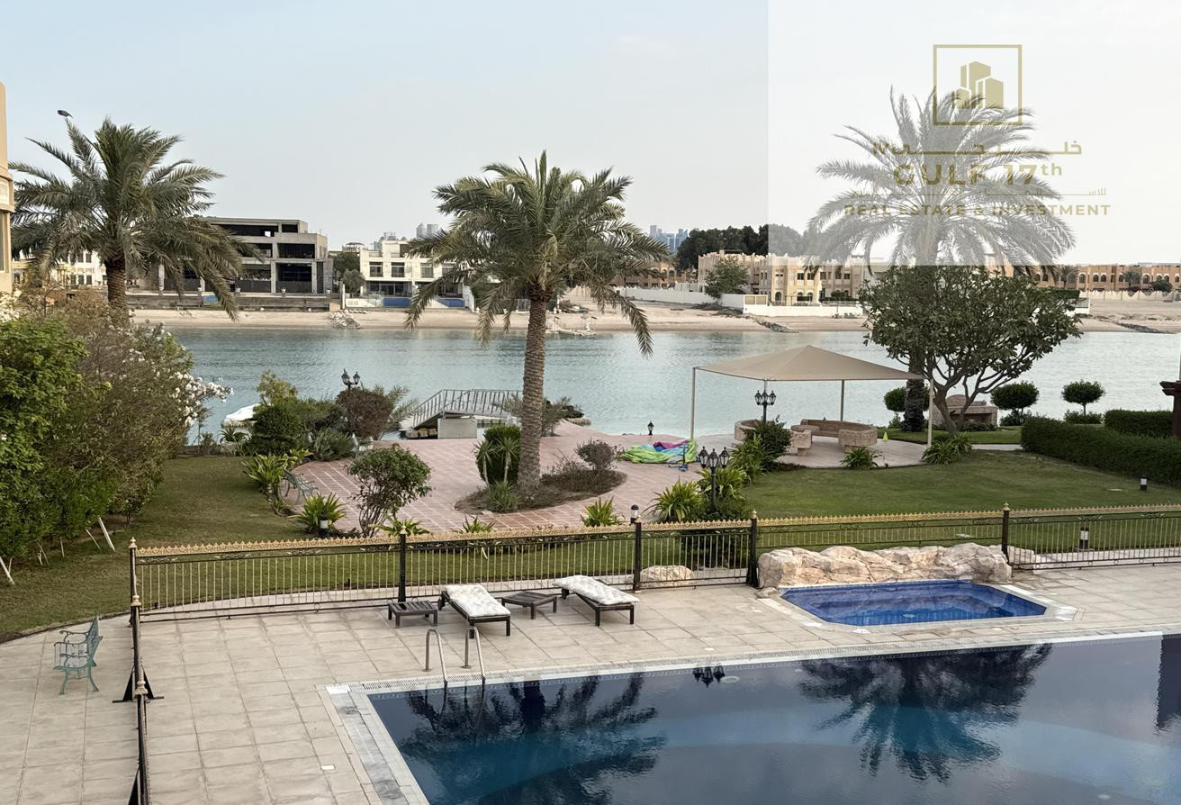 Renovated 4 plus Maid Villa with Pool in Lagoon