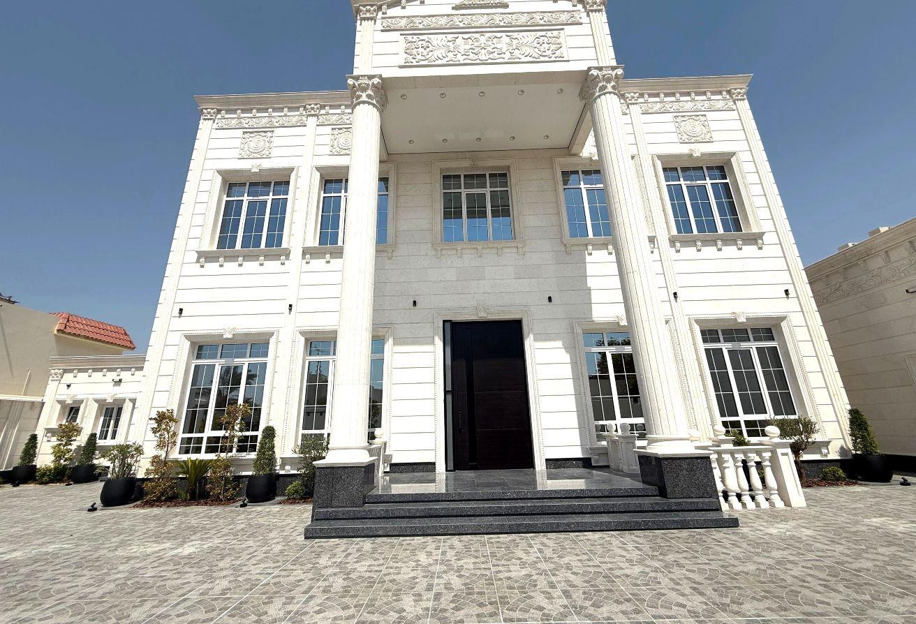 EXCLUSIVE VILLA WITH SMART FEATURES &amp; POOL - Villa in West Bay
