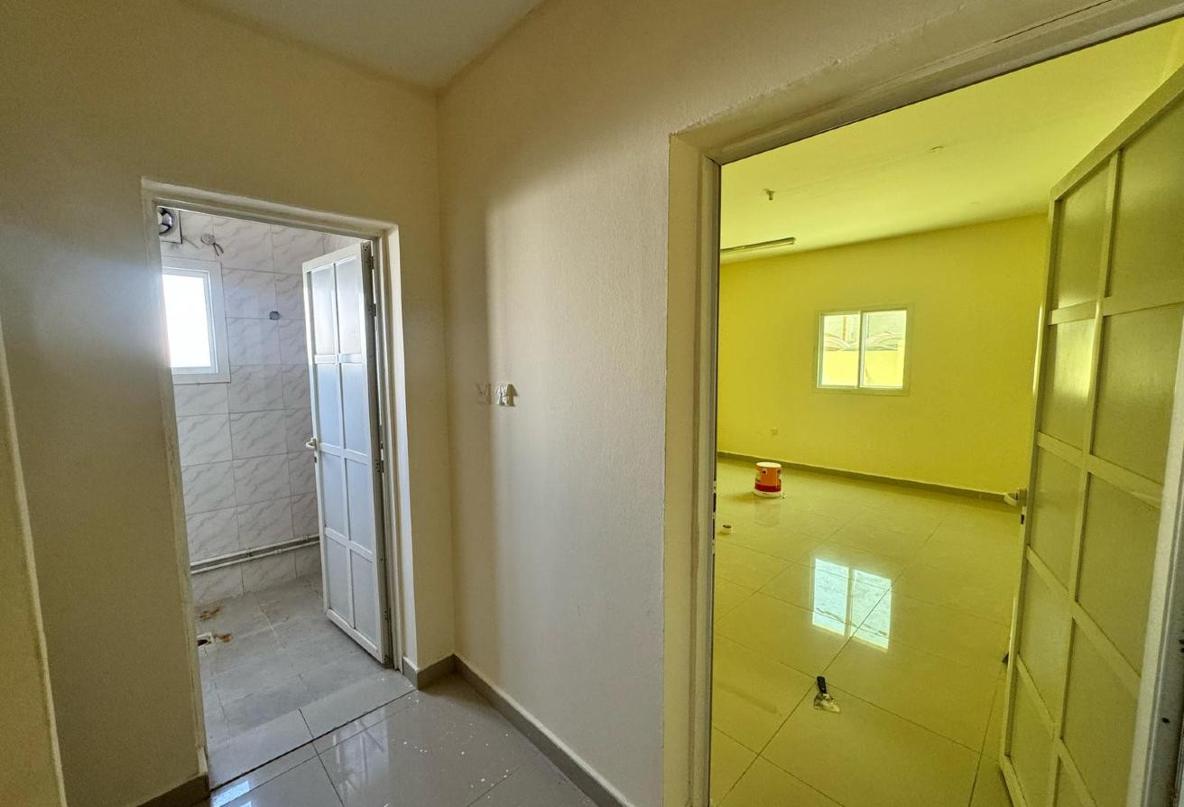INDEPENDENT VILLA| 06 BEDROOMS| 9,000 - Villa in Down Town