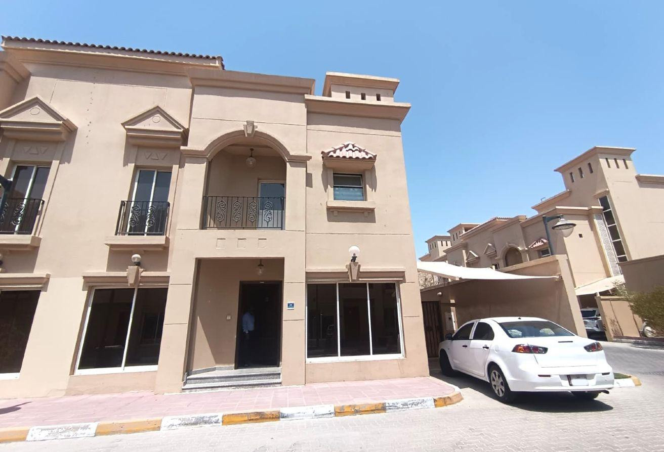 SPACIOUS UF 4BR COMPOUND VILLA WITH FACILITIES - Compound Villa in Ain Khaled