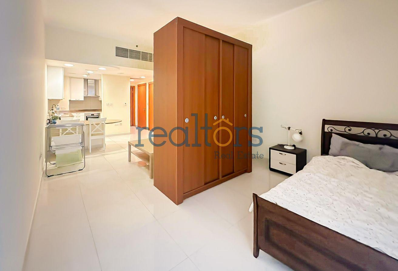 Studio with Balcony – Eligibility for Residency - Studio Apartment in Tower 29