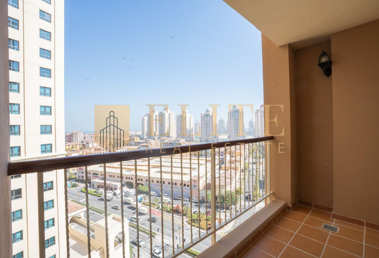 Luxury 1BR Apartment | Porto Arabia Tower - Apartment in Two Porto Arabia