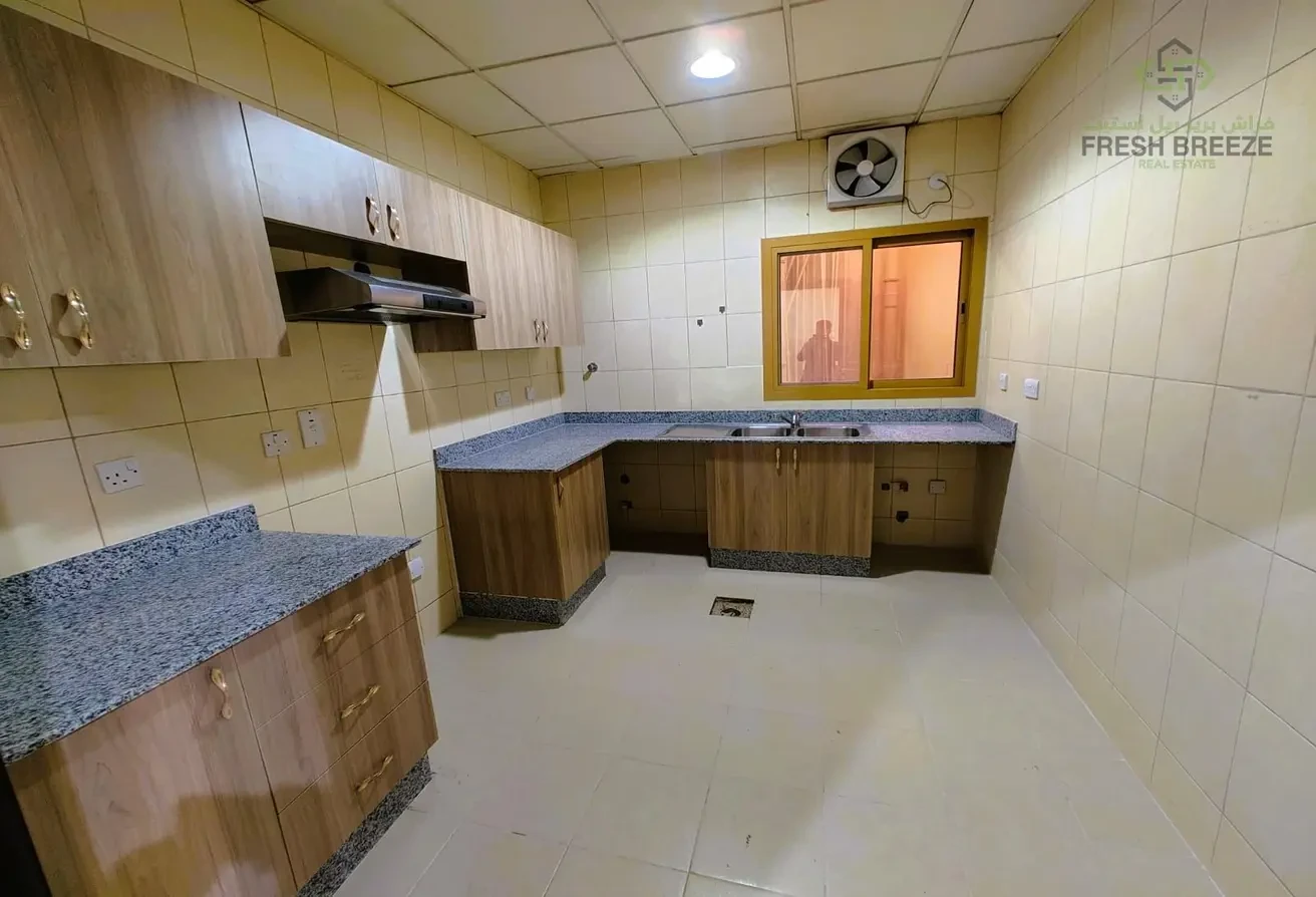 Spacious 2 BHK Un Furnished For Families Near Metro - Apartment in Al Sadd