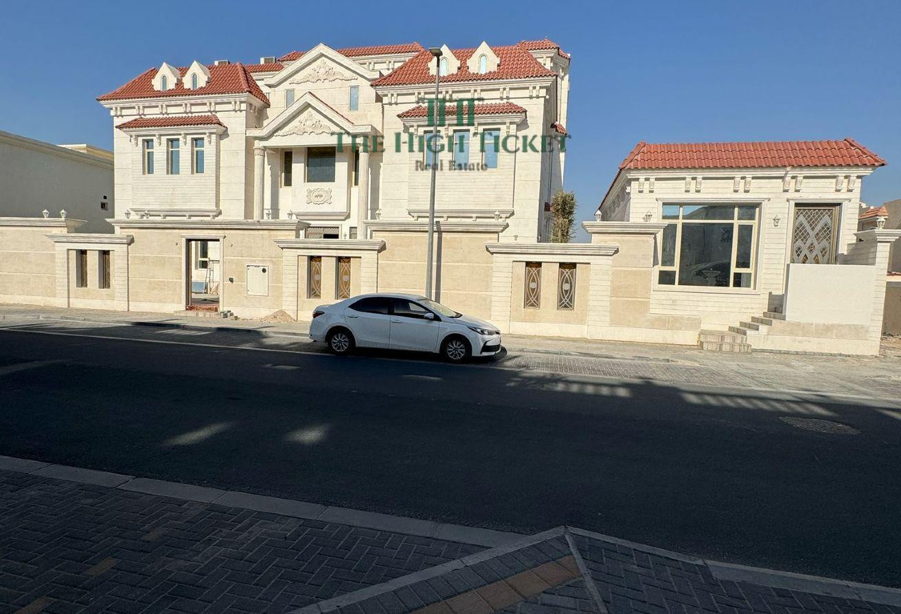 For Sale | 2 Semi-Attached Villas – Rented