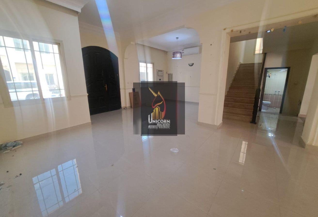 3-Bedroom + Maids Room |Unfurnished | 1 MONTH FREE - Compound Villa in Ain Khaled