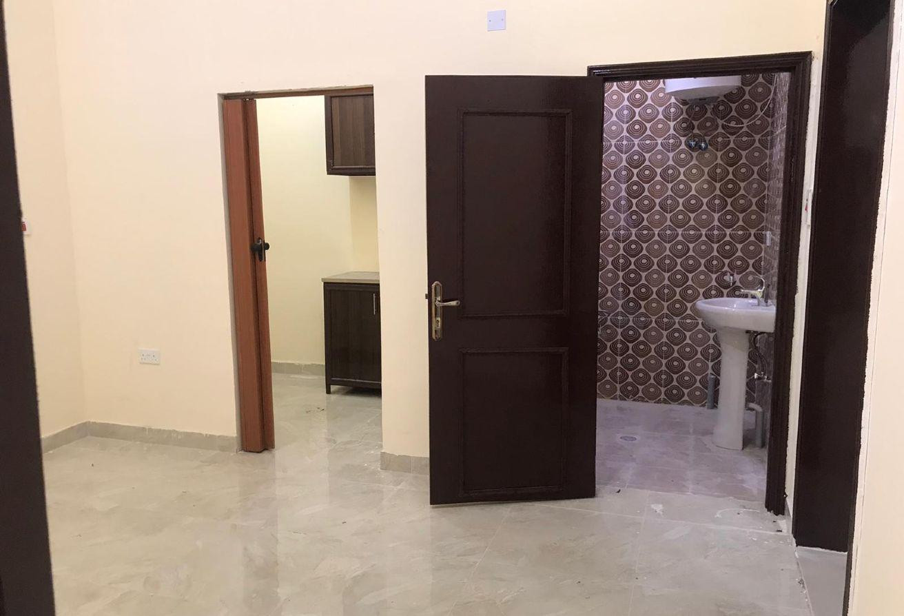 Kharaitiyat A room and a hall a regular annex wit - Apartment in Al Kharaitiyat
