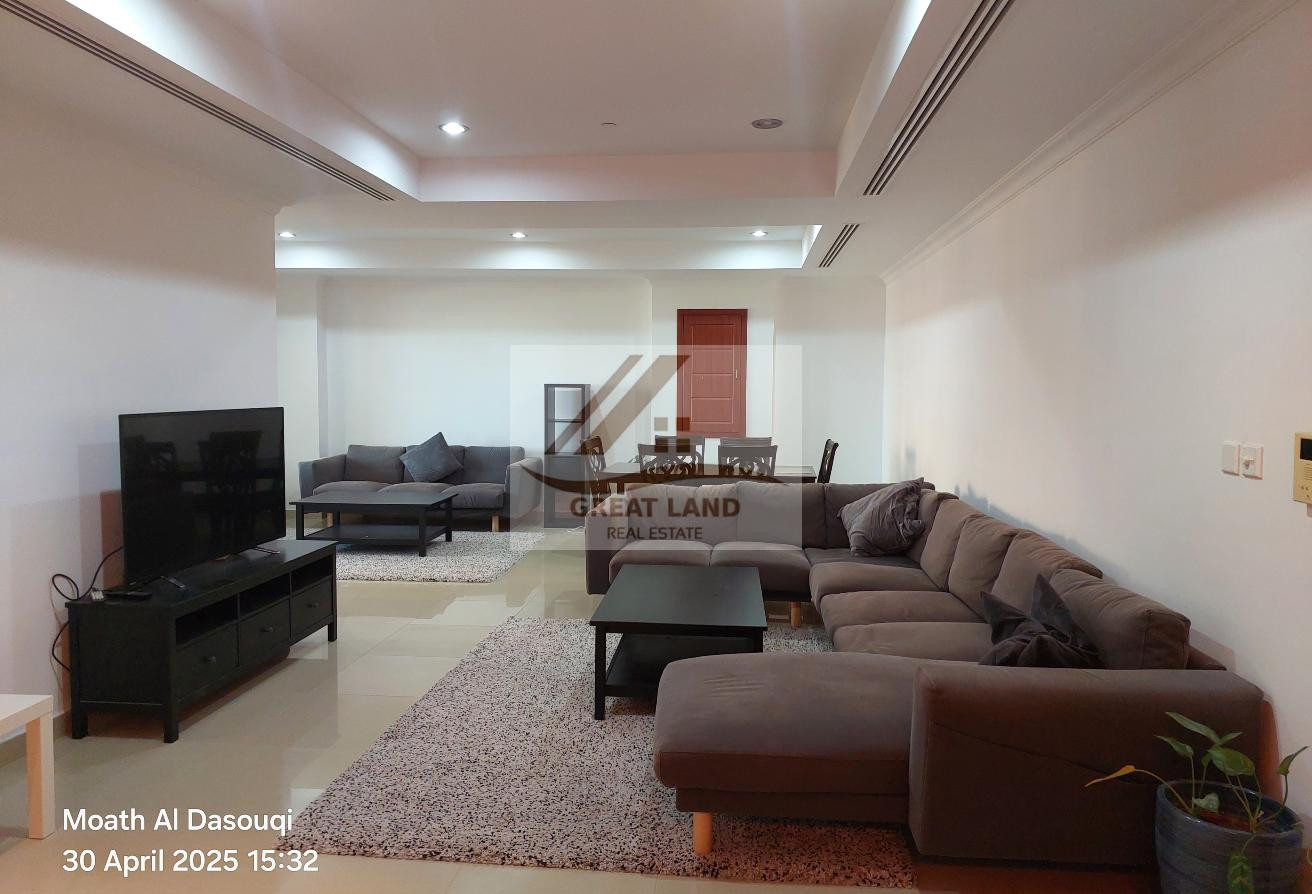 FF 2BHK Flat For Rent In Pearl 9000 QAR - Apartment in Tower 16