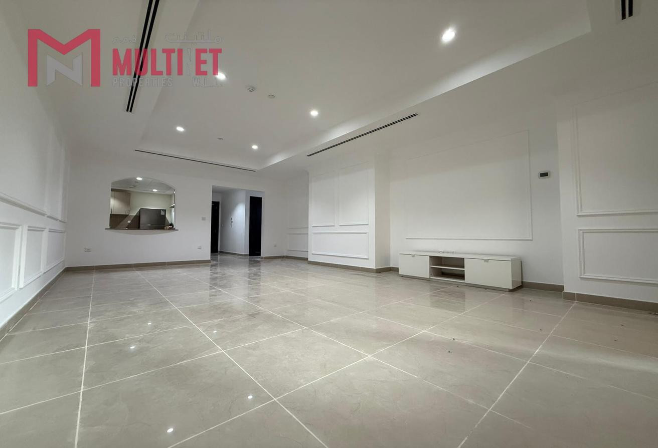 Porto Arabia 2 Bed! Spacious Balcony