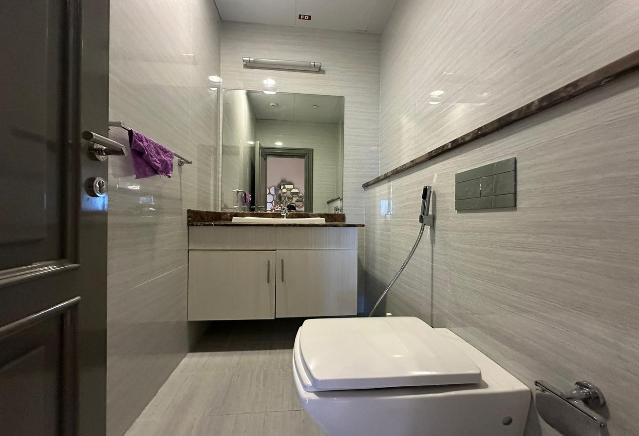 Marina View | Renovated 3 BHK FF | Porto The Pearl - Apartment in West Porto Drive