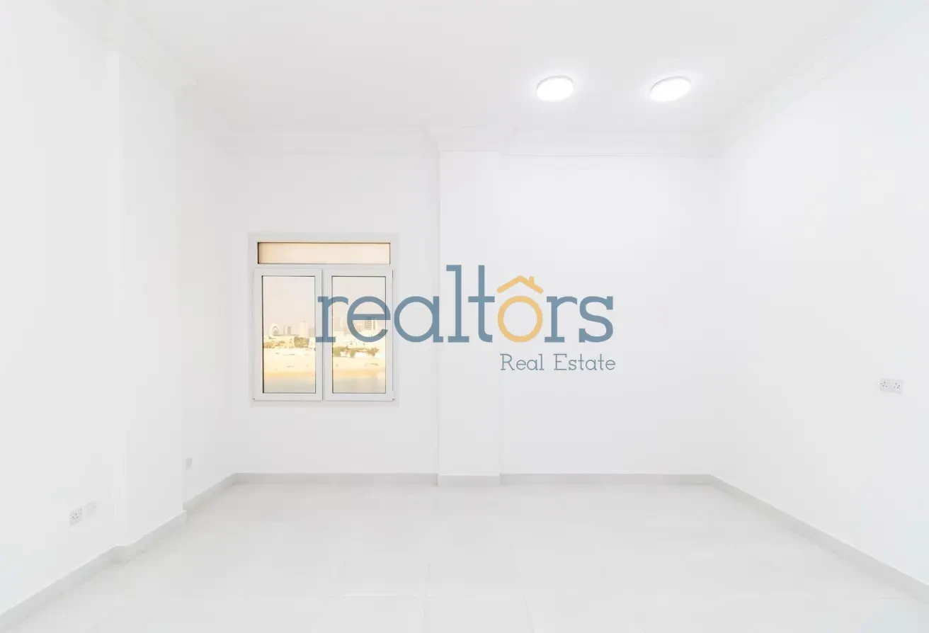 Luxury 6-Bed Villa with Maid &amp; Driver Room – Uf - Villa in West Bay Lagoon