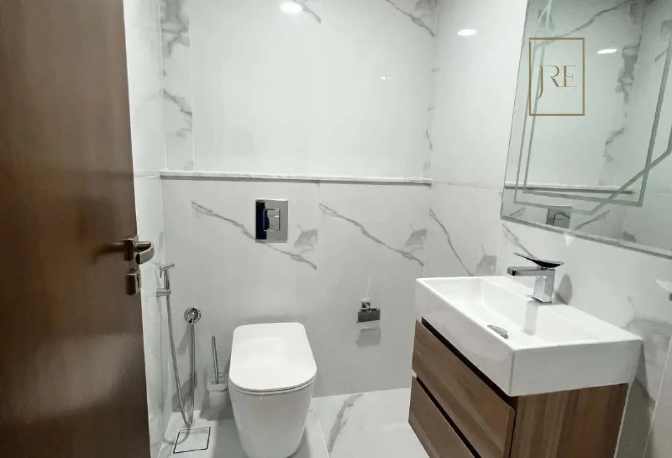 Brand New Fully Furnished 2 BDR+Maid Lusail Marina - Apartment in Seef Lusail