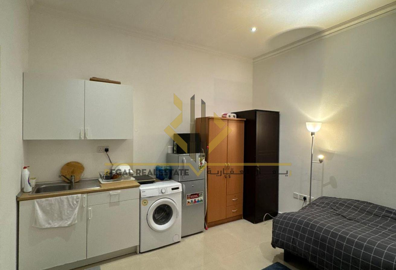 Fully furnished studio in al dafnah INC Bills - Apartment in Al Dafna