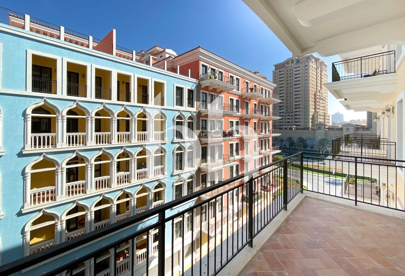 Spacious 3BR+Maid Townhouse, Water View