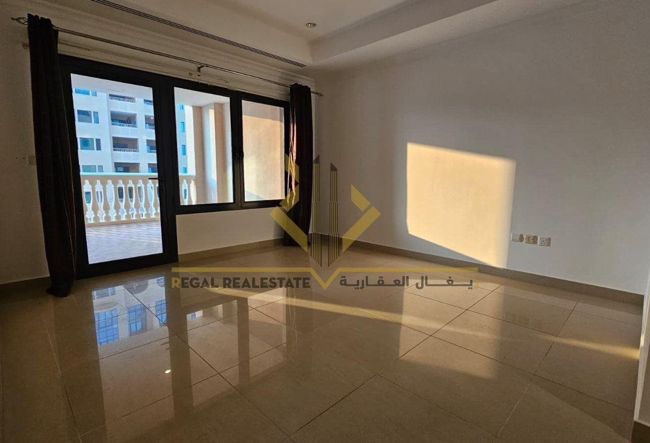 Luxurious 1-Bedroom Apartment in Porto Arabia with