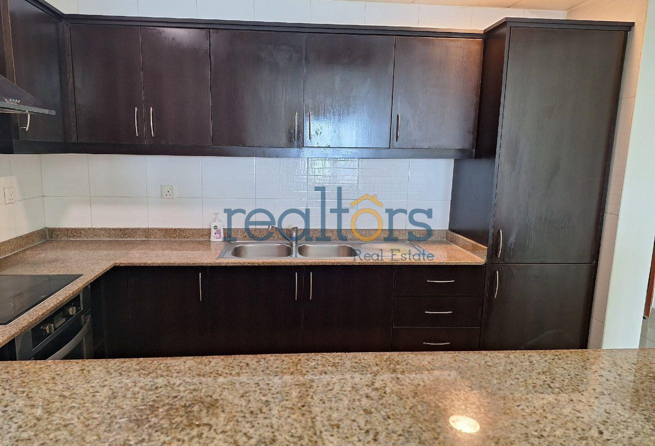 Including bills. Beautiful studio apartment - Apartment in Tower 14