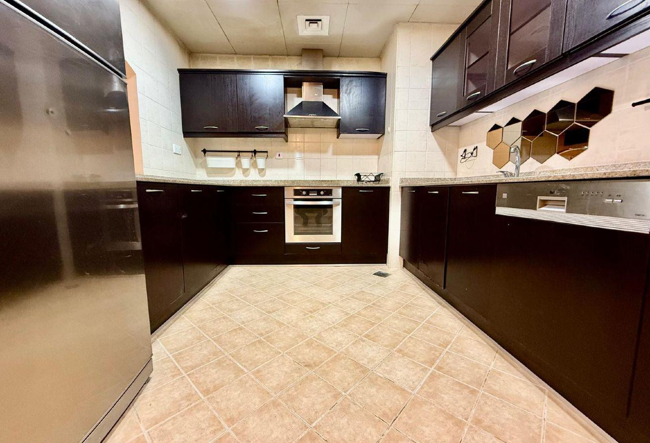 VERYY SPACIOUS / ONE BEDROOM / BIG TERRACE - Apartment in East Porto Drive